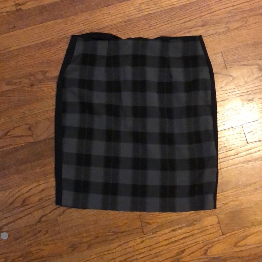 Banana Republic Plaid Pencil Skirt!